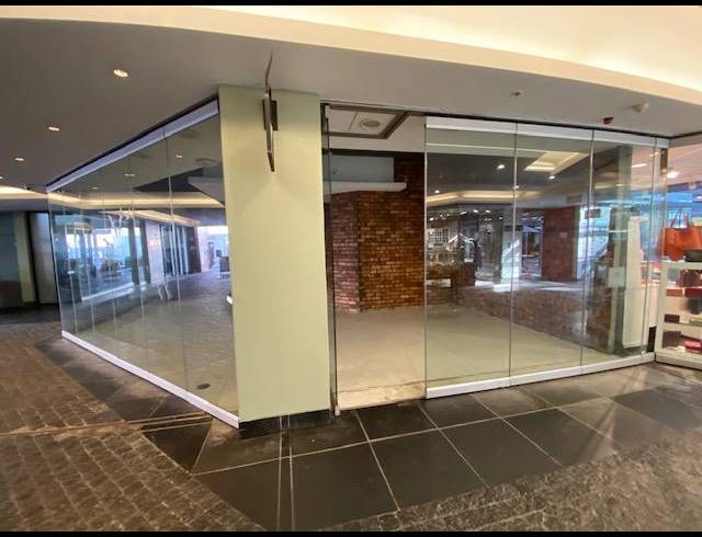 41M² RETAIL TO LET IN DE WATERKANT